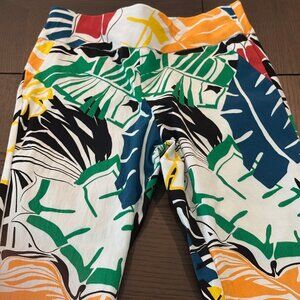 NEW w/o tags NY & Co. Pull-On Capri Stretch Pants